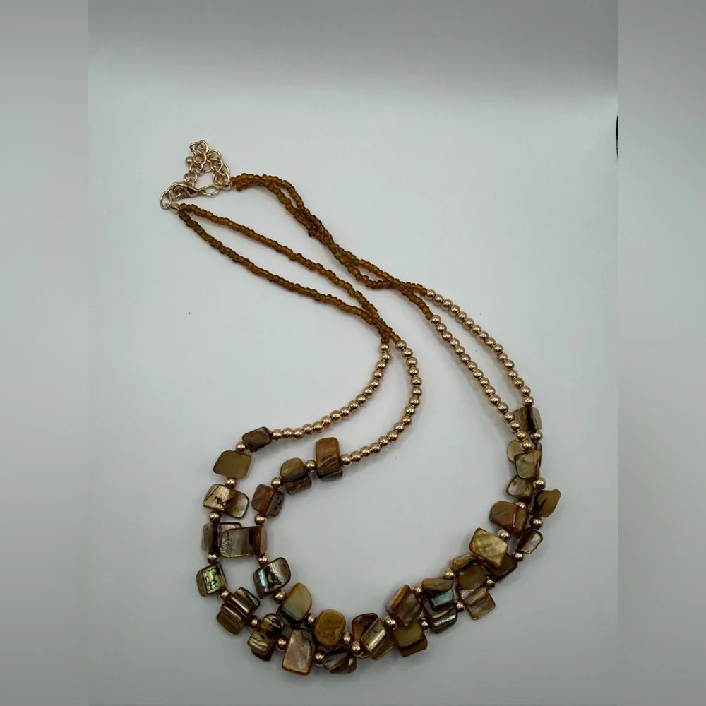 Elegant Brown and Gold Necklace